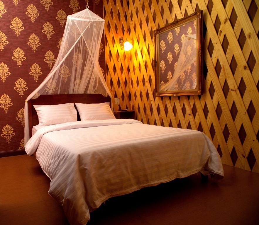 Tamajun Hotel Chanthaburi Quarto foto